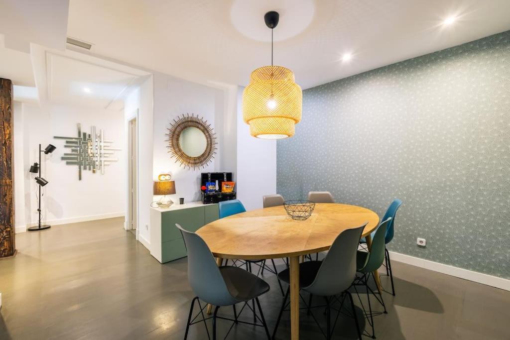 Amazing Flat 5 Balconies In Chueca - Gran Via Appartement Madrid Buitenkant foto